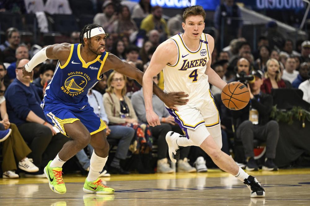 再强的阵容 再强的阵容