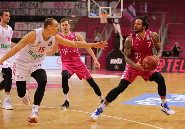 勒沃库森已 勒沃库森已