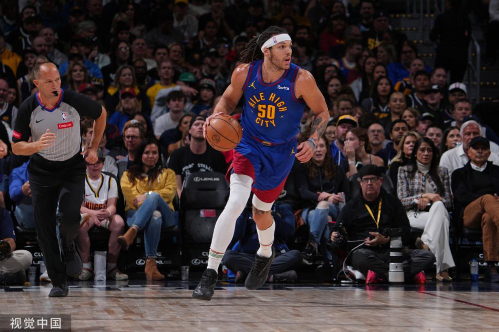 中拥有更多 中拥有更多